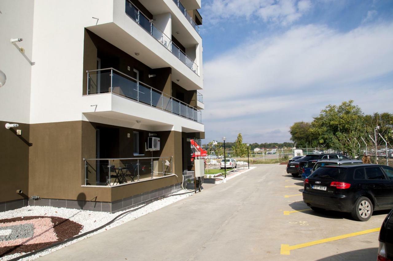 Airport Residence - Across From Otopeni Airport 외부 사진
